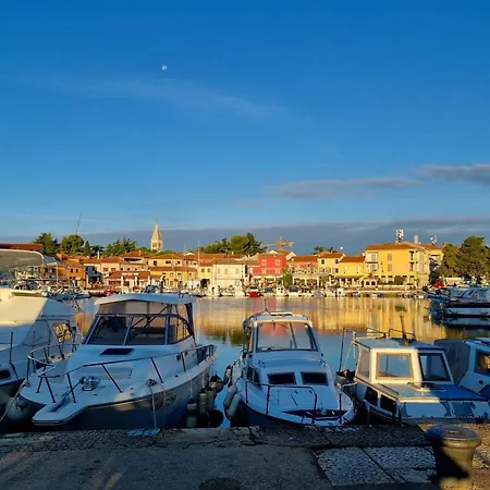 Modern 2br - 100m From - Sea View - Old Town Apartamento Novigrad Istria